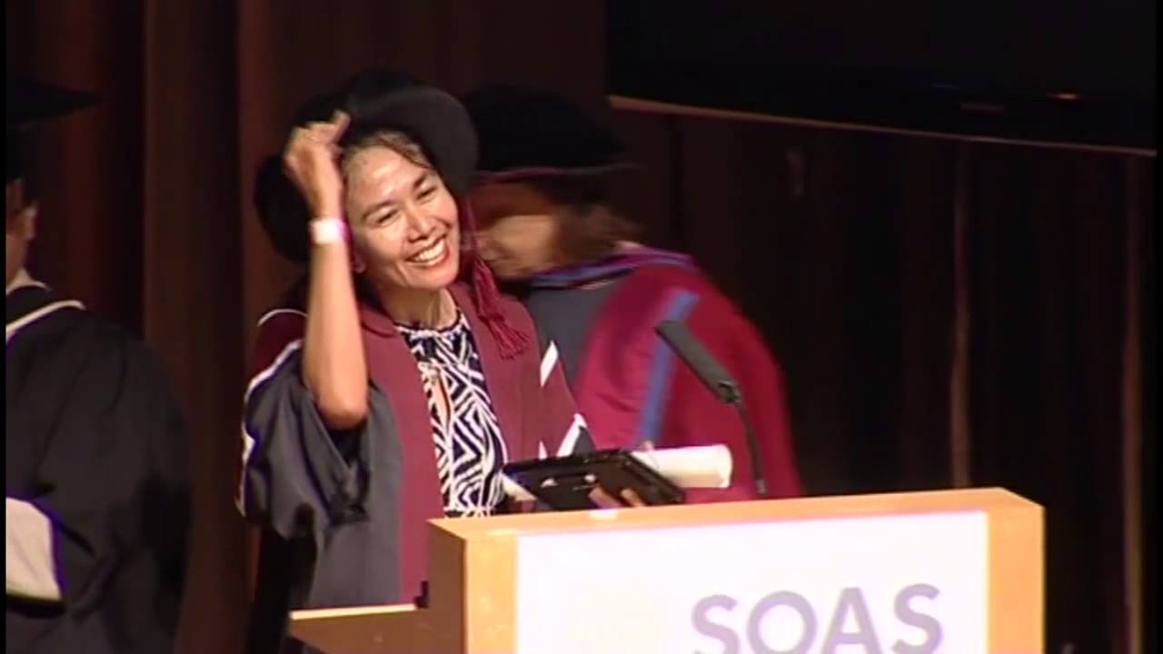 Honorary Fellowship: Ms Desi Anwar, 2013 Graduation, SOAS, University of London