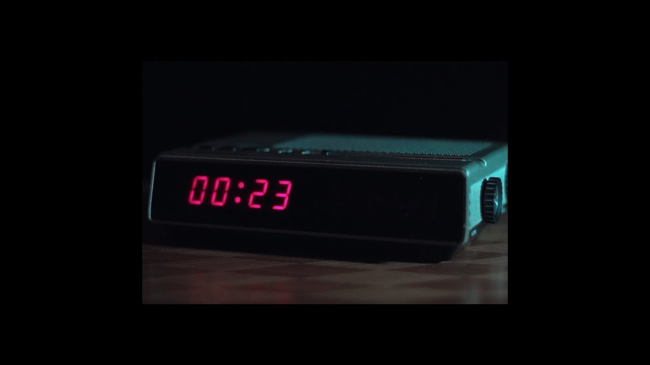 Radio Elvis - 23 Minutes (Clip Officiel)