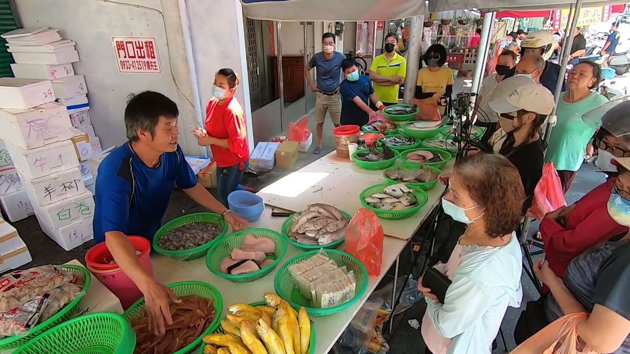 大叔被激到了 澎湖紅甘喊100 不懂搶的掏錢都來不及了 台中大肚市場 大肚農會前面50公尺 台中海鮮大叔 海鮮拍賣 海鮮叫賣  叫賣哥 seafood auction