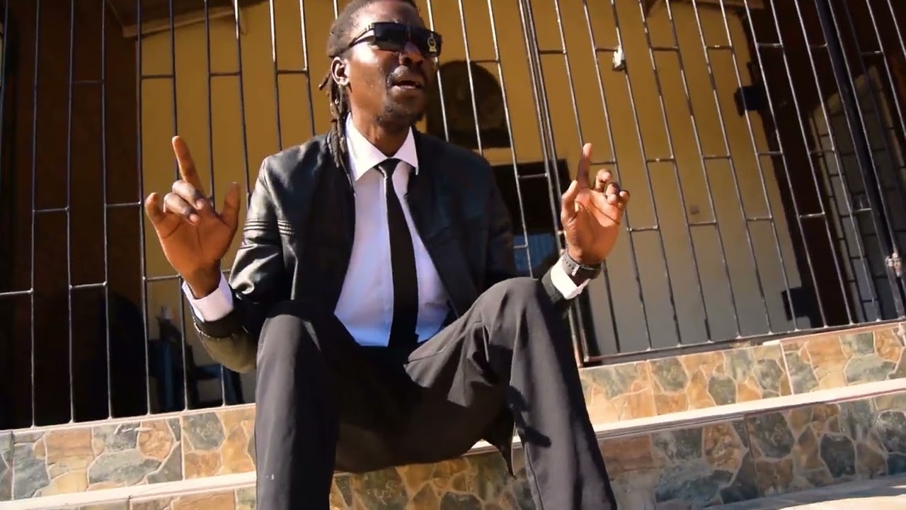 Tingz promo video track titled zororai murugare produced by Cymplex back to back with Shabba Kalaz