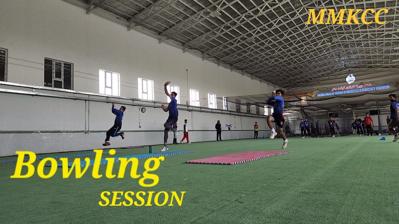 bowling session of the special class with head coach Dawlat Ahmad Zai