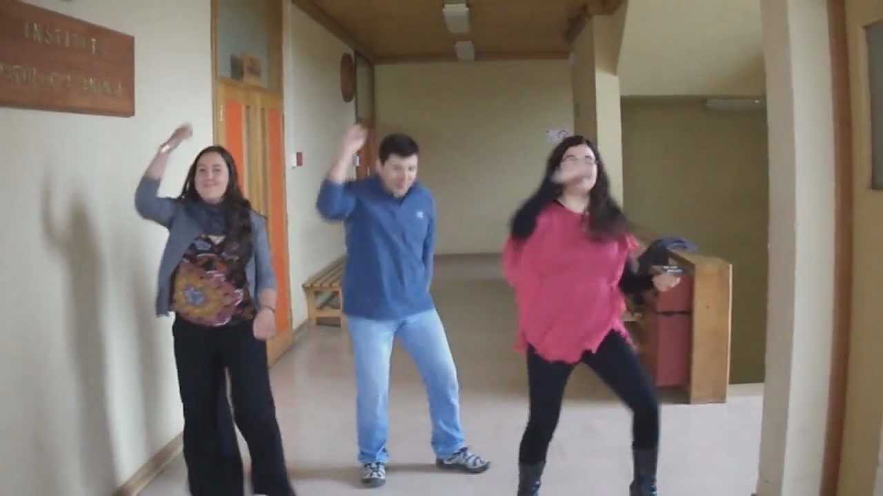 GANGNAM STYLE  Vetera UACh PINGO SHOW 2012