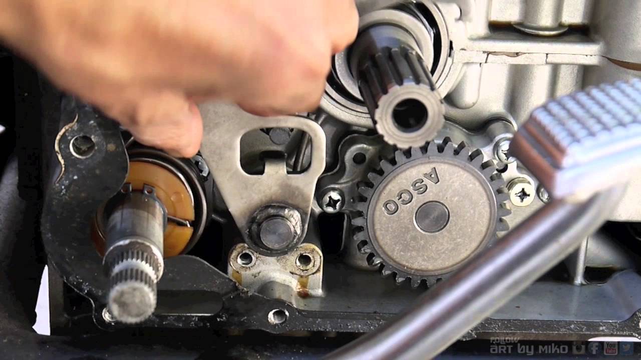 KZ400 Shifter Return Spring Repair2