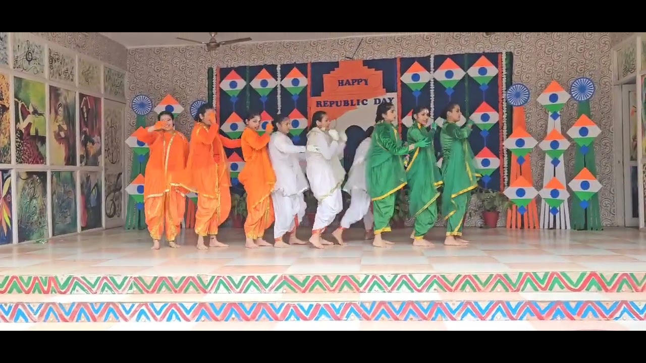 Badhate Chalo(Patriotic Dance)... Happy Republic Day To All.....