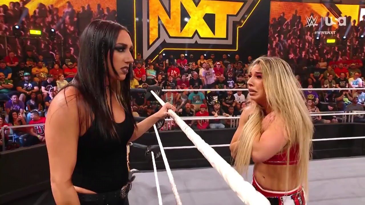 Thea Hail VS Jazmyn Nyx