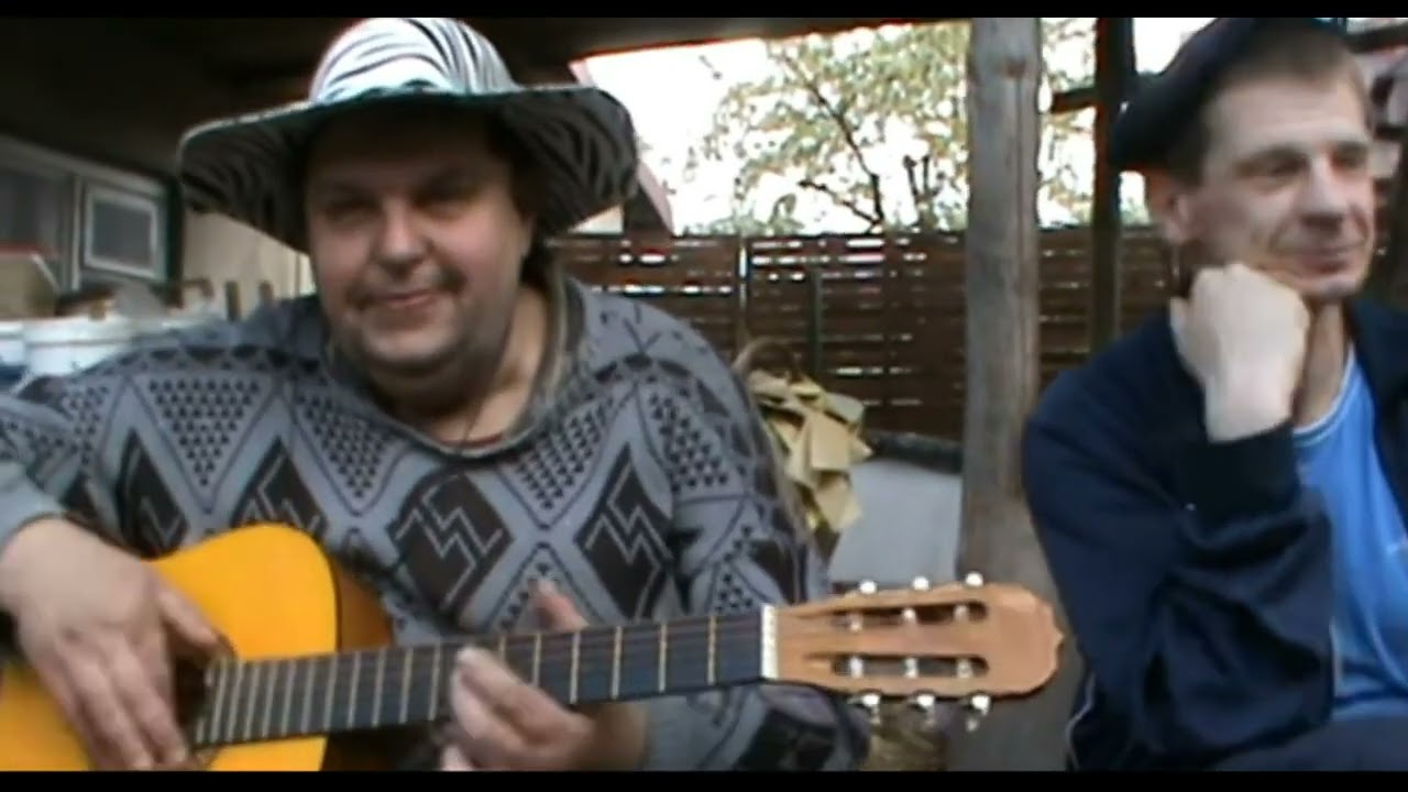 Wątek muzyczny na szkolnej   kto jest lepszym grajkiem  [OBSZAR BADAWCZY SZKOLNA 17 REUPLOAD]