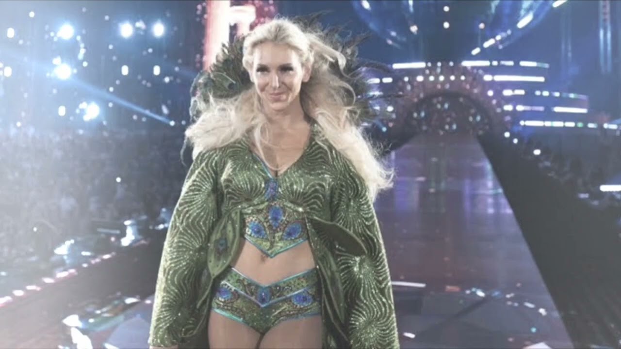 Charlotte Flair 