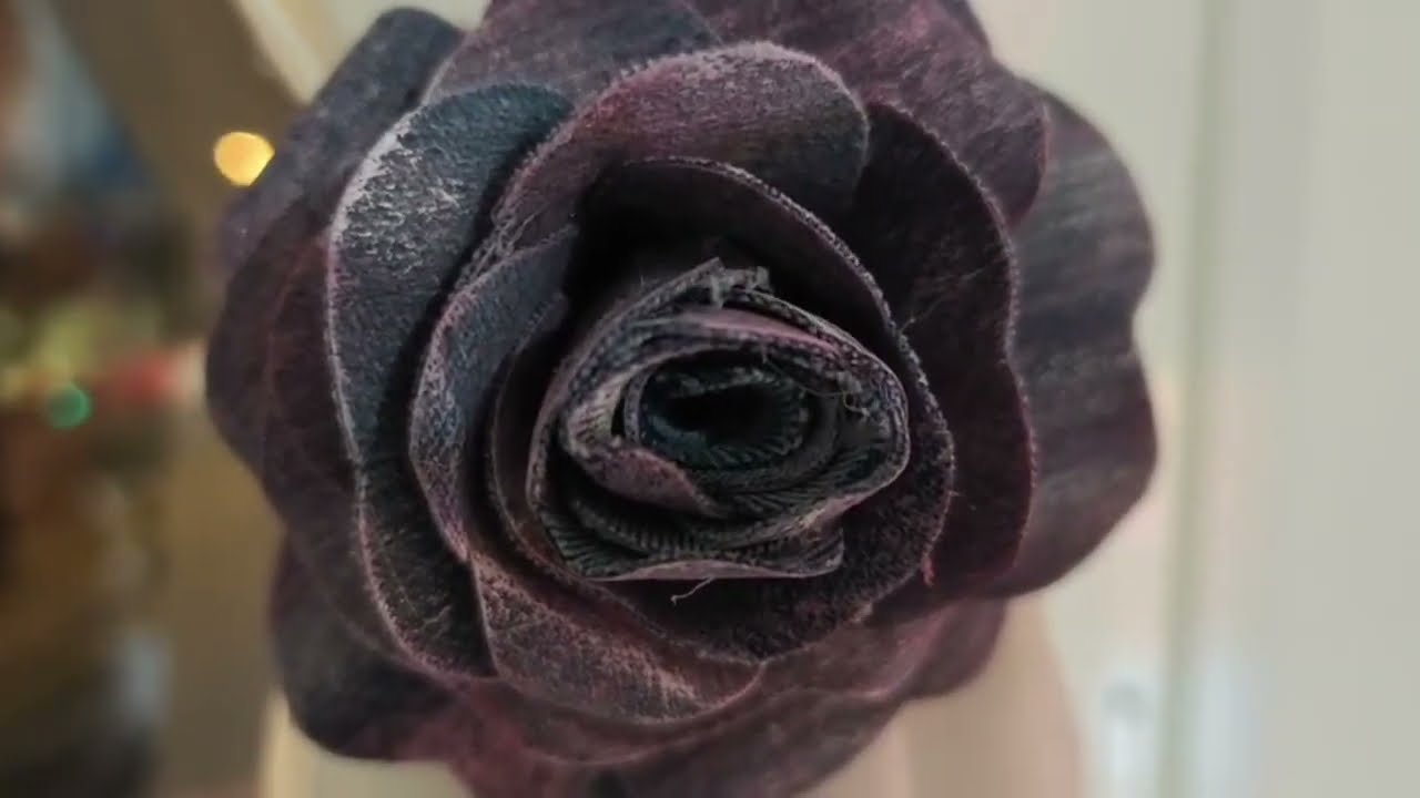 REALIZA TUS PROPIAS FLORES EN TELA DE JEAN/FLORES EN JEAN/COMO REALIZAR FLORES 🌺🌼