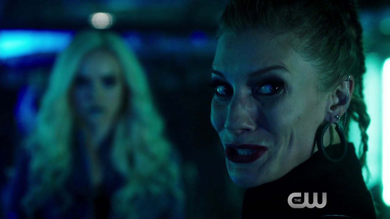Exclusive Clip: Killer Frost Confronts Katee Sackhoff in The Flash S04E05