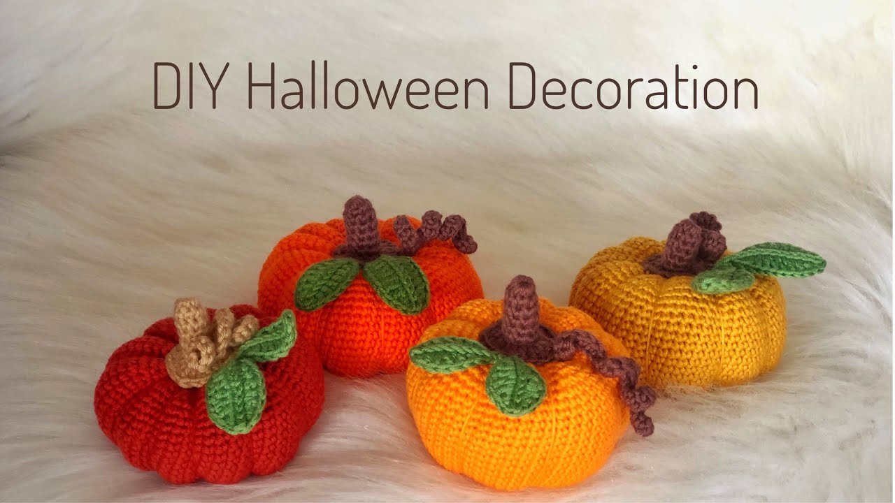 #DIY |  КАК СДЕЛАТЬ: связать украшение из тыквы на Хэллоуин крючком 🎃