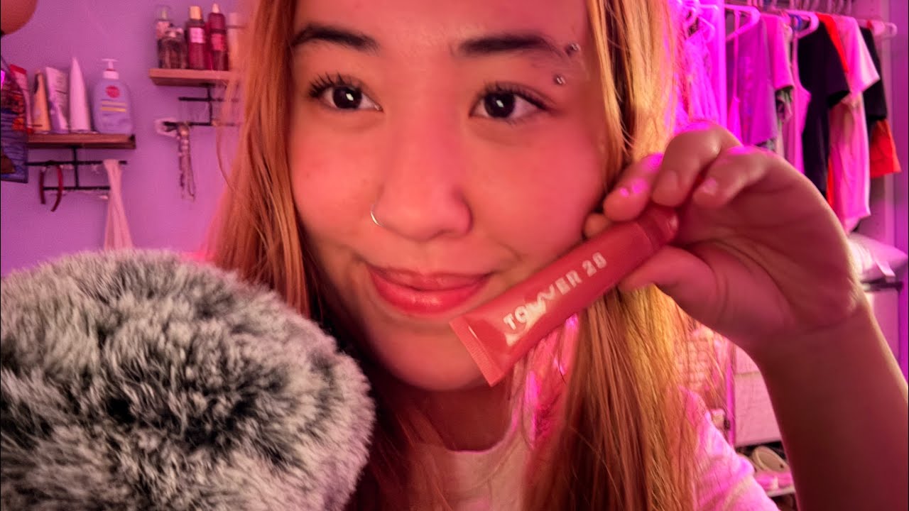 ASMR// LIPGLOSS APPLICATION & MOUTH SOUNDS