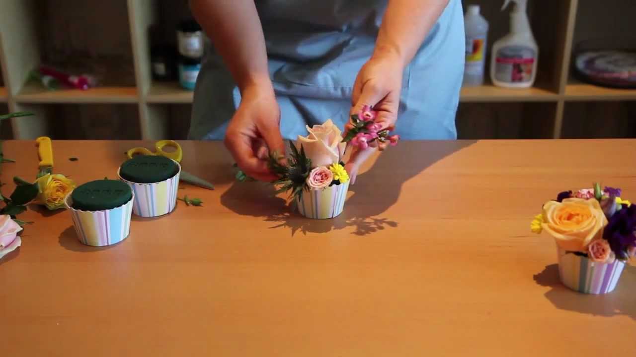 OASIS® Floral Cupcakes ~ Sweet Suprise