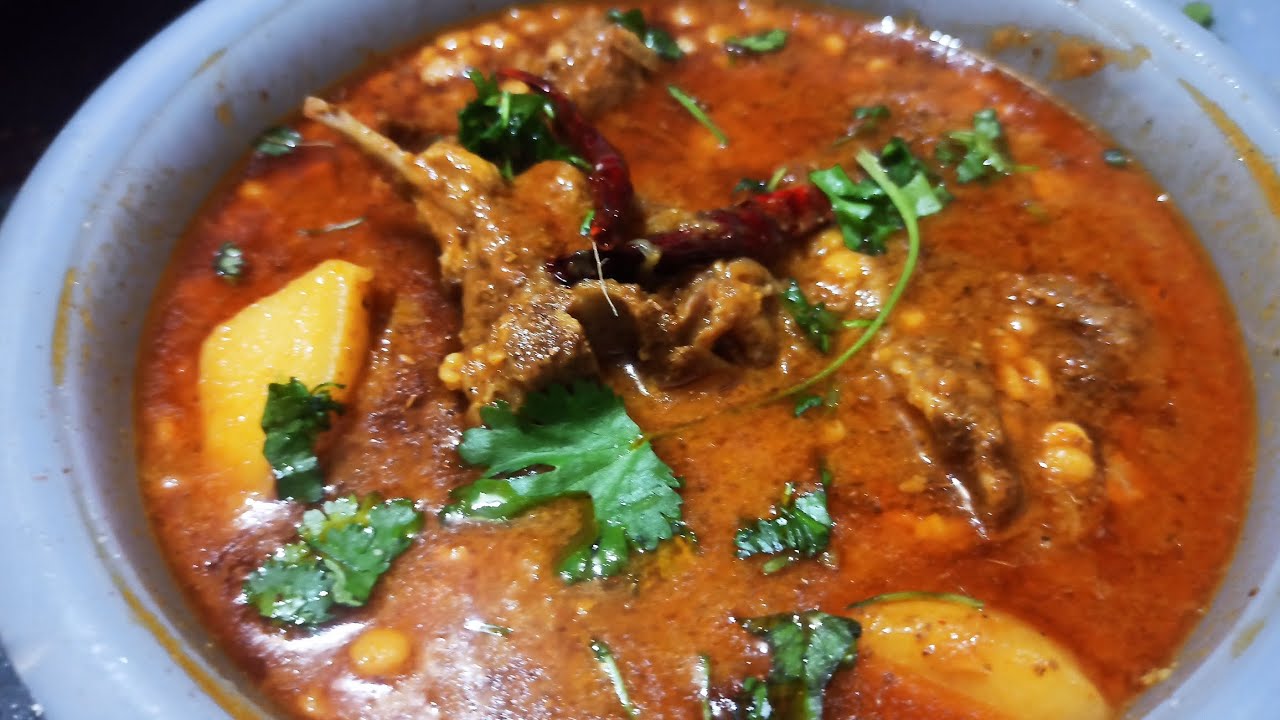 Jb Desi style Dal-mutton banoge toh ungliya chatte rah jaogee..................... Dal mutton recipe