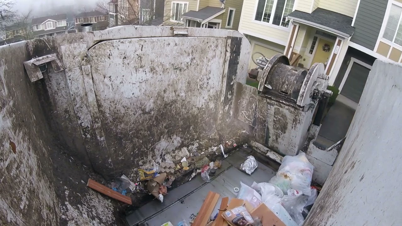 Amrep Packing Out on Garbage Part 1