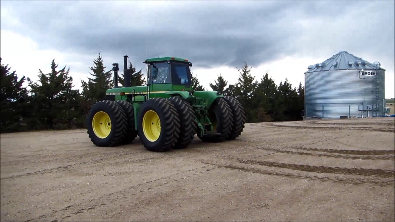 BigIron DJ1074 JD 8440