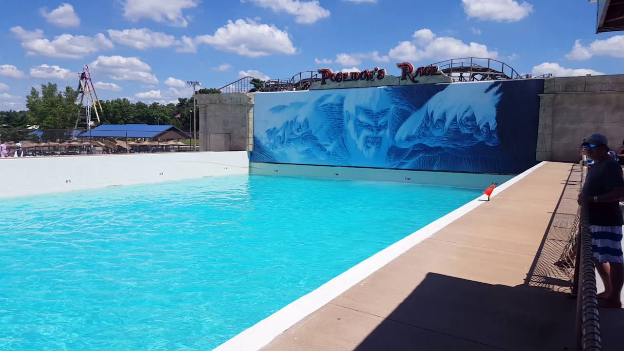 Wave pool at Wisconsin dells