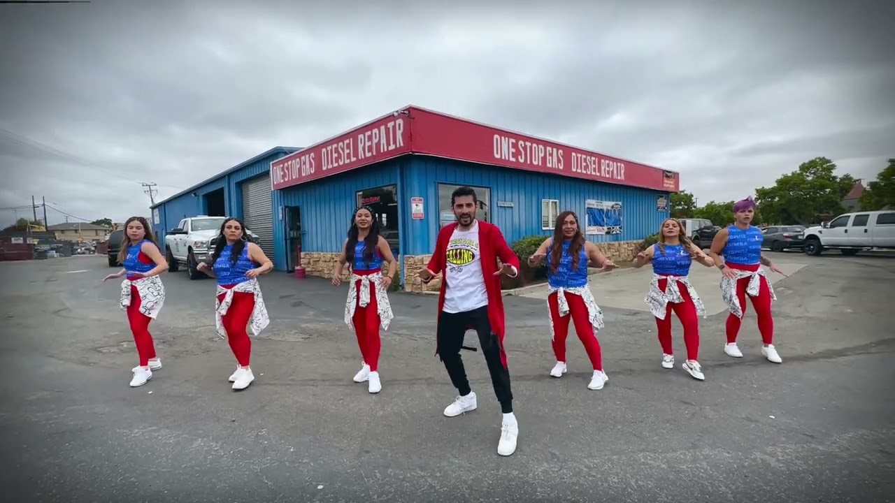 La Bebe 🎵 - @DJNAHUMIX  🔥 #zumbacoreo #zumbalove #zumba @pesopluma_oficial  ❤️&zwj;🔥