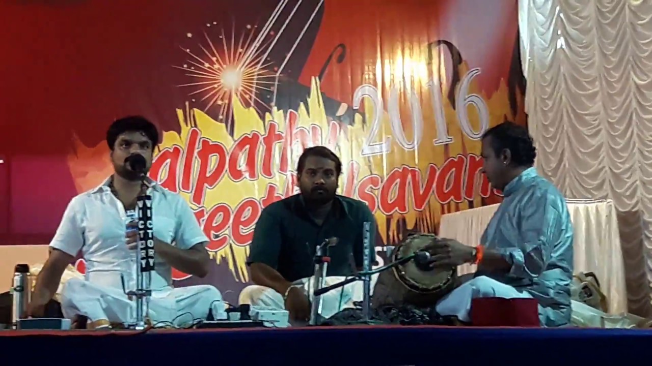 R. Sankaranarayanan And Kadanad Ananthakrishnan - Mridangam & Khanjira Drum Solo