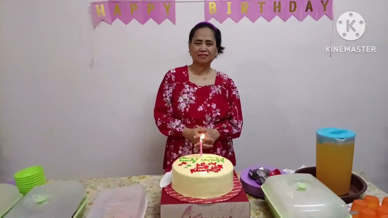 Beli barang di pasar Lahad Datu & menyambut hari lahir ibu tercinta.