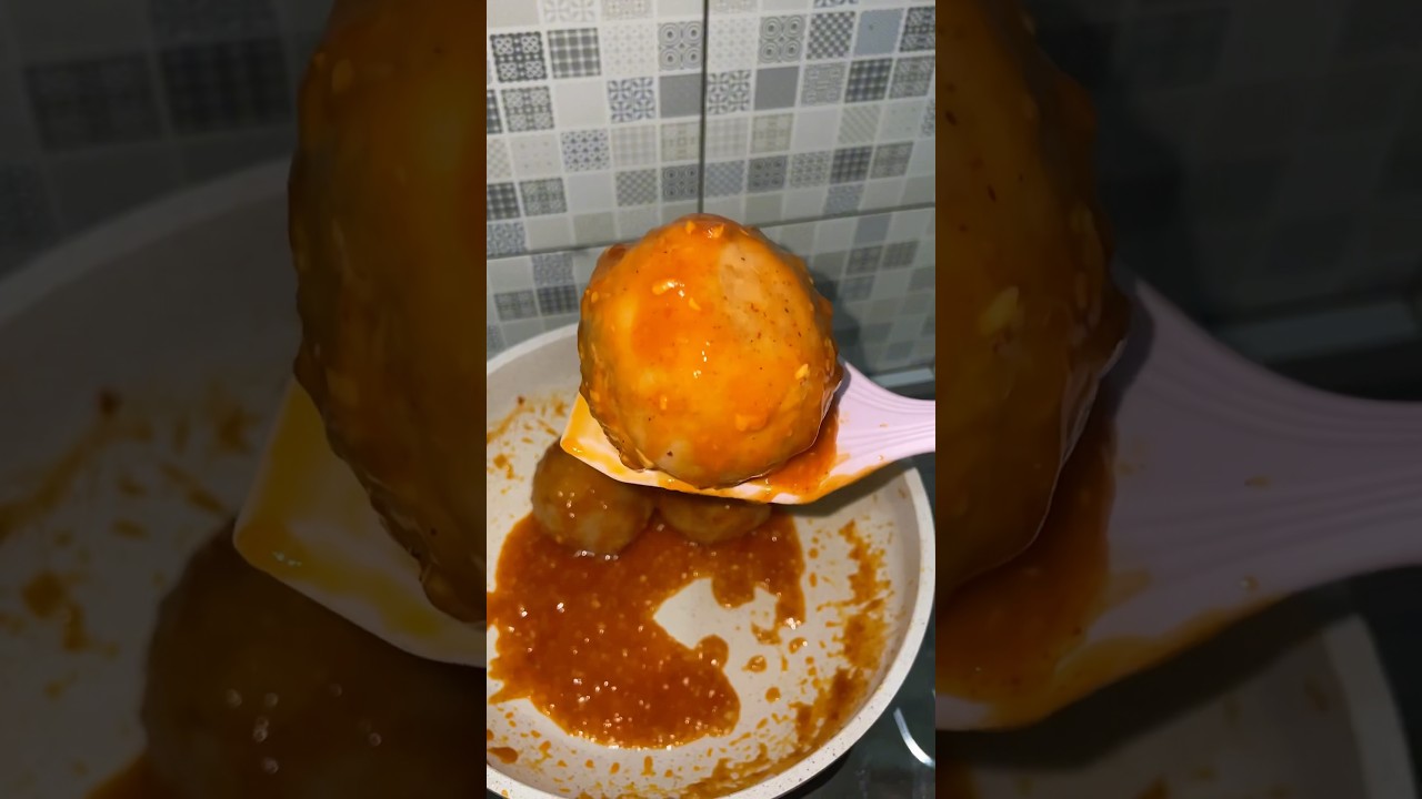 Bakso Hamil Isi Anak Bakso Aku Sausin Pedas Manis #shorts