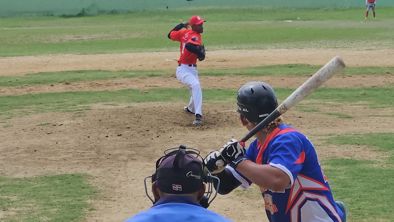 JUEGO DE  BÉISBOL ACADEMIA  MERCADO vs LINDA DE NAVARRETE, juego de béisbol olímpico de Santiago.