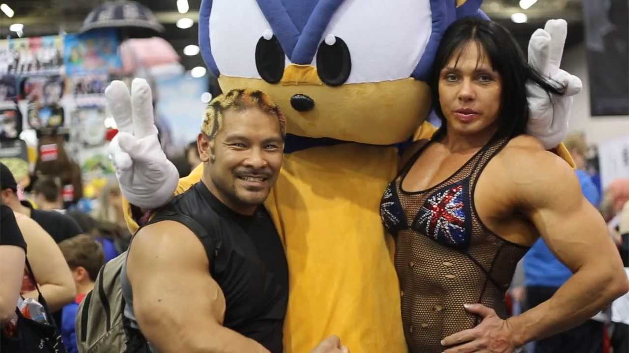 Robster Le Monster at MCM Comic Con 2013 with Rene Campbell