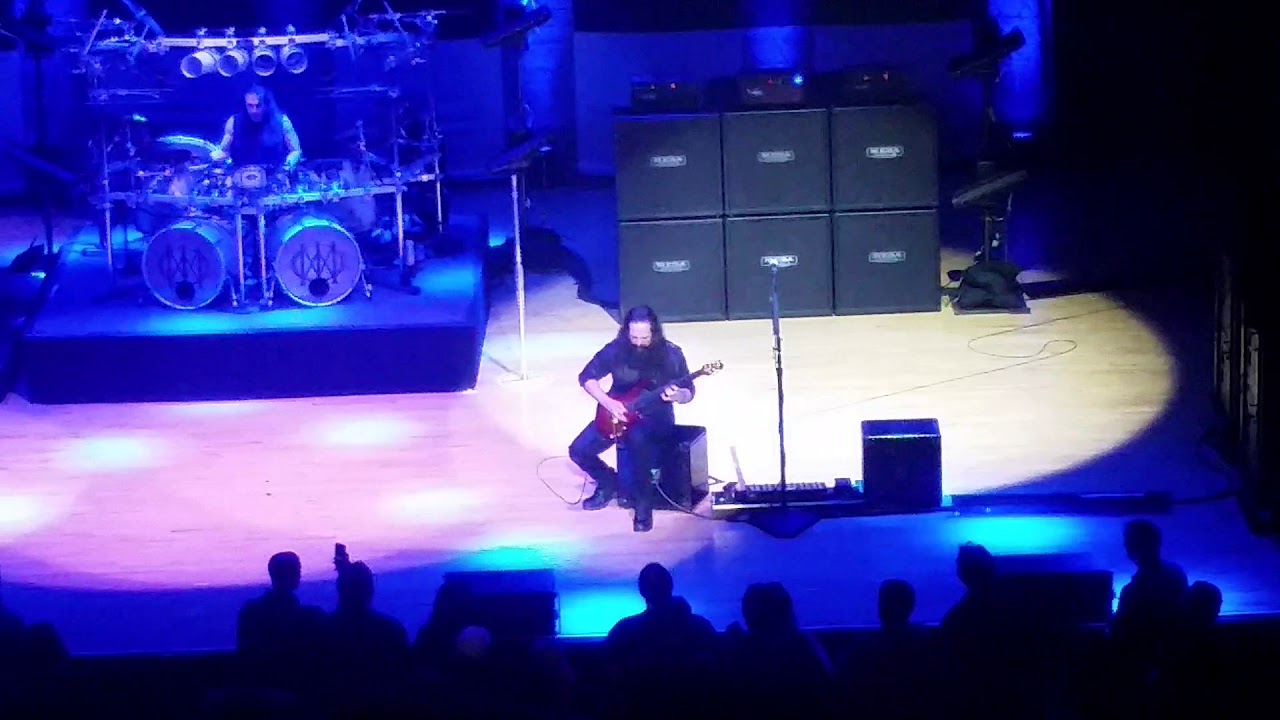 Dream Theater Breaking All Illusions Live Cincinnati - Petrucci Solo