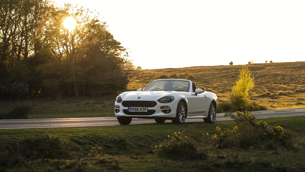 2019 Fiat 124 Spider Review! New Motoring