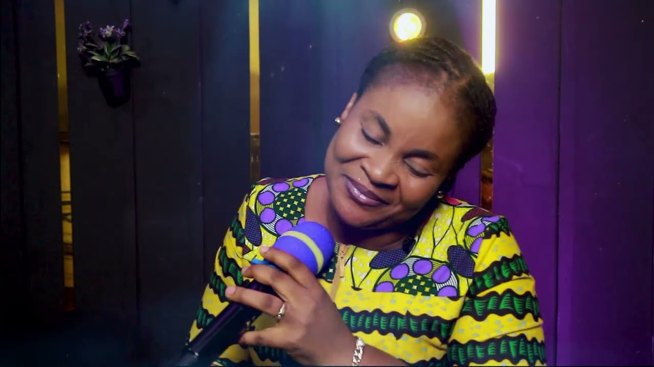 WORSHIP MEDLEY BY SOFO MAAME PATIENCE 