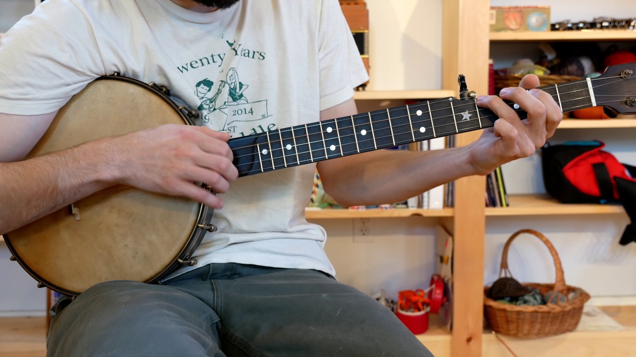 Five Miles From Town - Banjo