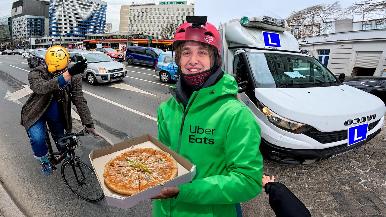 Dostawca pizzy bawi i uczy jak jeździć po Warszawie