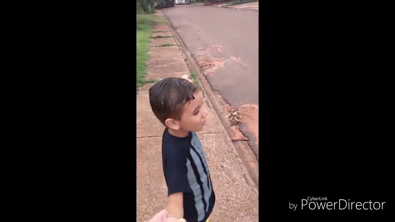 Quem disse que caminhoneiro não chora?