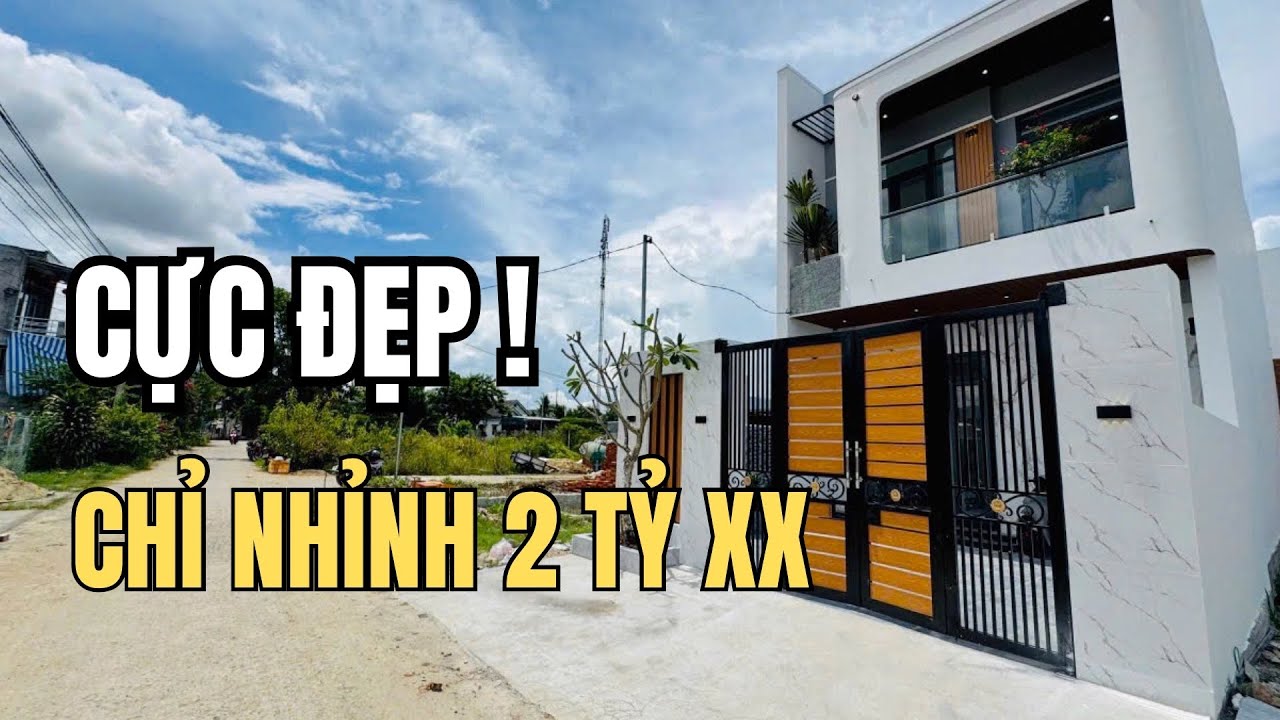 Nhà xây thoáng đẹp thế này giá chỉ nhỉnh hơn 2 tỷ xx tin nỗi không . || bán nhà nha trang giá rẻ