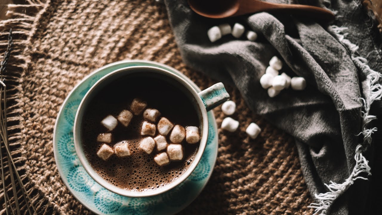Keeping Busy in the Home | A Day Drenched in Coziness