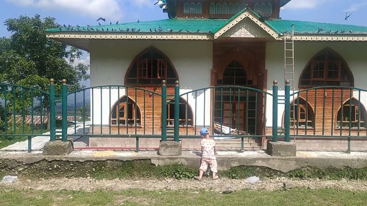 Baba Reshi Zarayat Baramalla Srinagar Beautiful !! Mashallah #hoorainvlogs #shahidbhaderwahi #short