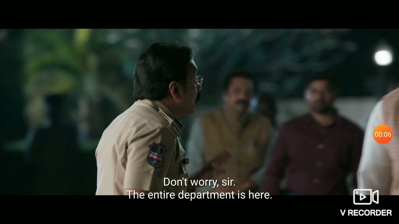 vakeel saab bike scene. crashing in gate