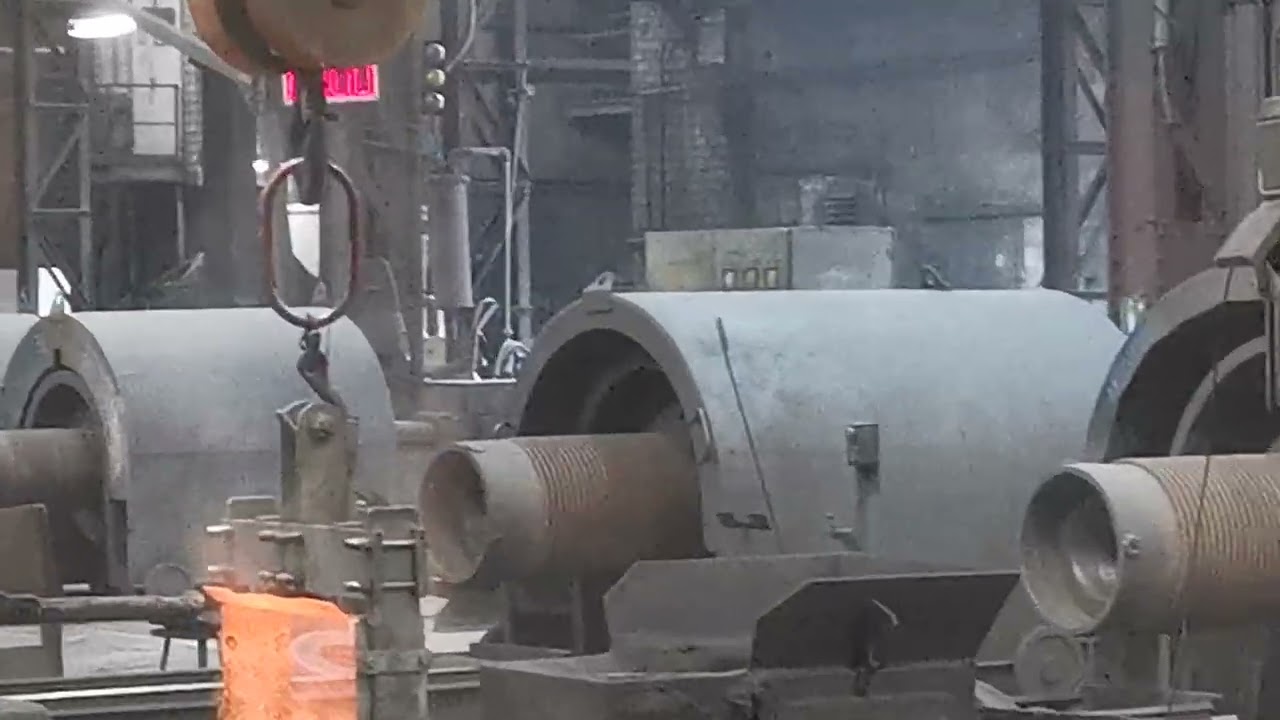 centrifugal casting cylinder liner Harzer Werke, liquid alloyed grey iron to ladle, 2