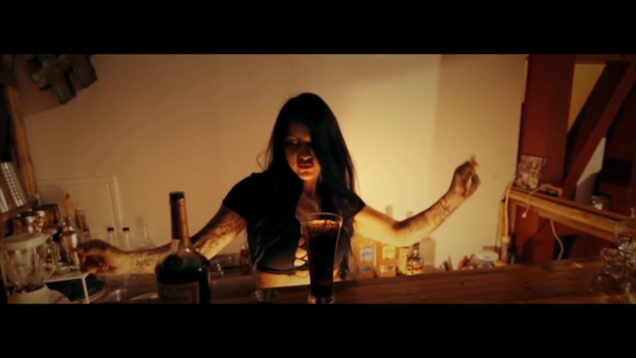 La Botella De Mi Suerte - ToneGettem Ft. DeCalifornia (Official Cumbia Music Video)