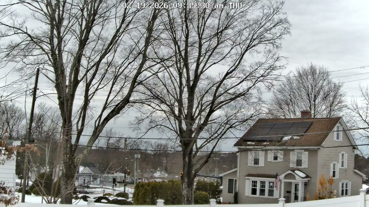 Live: Winter In New England