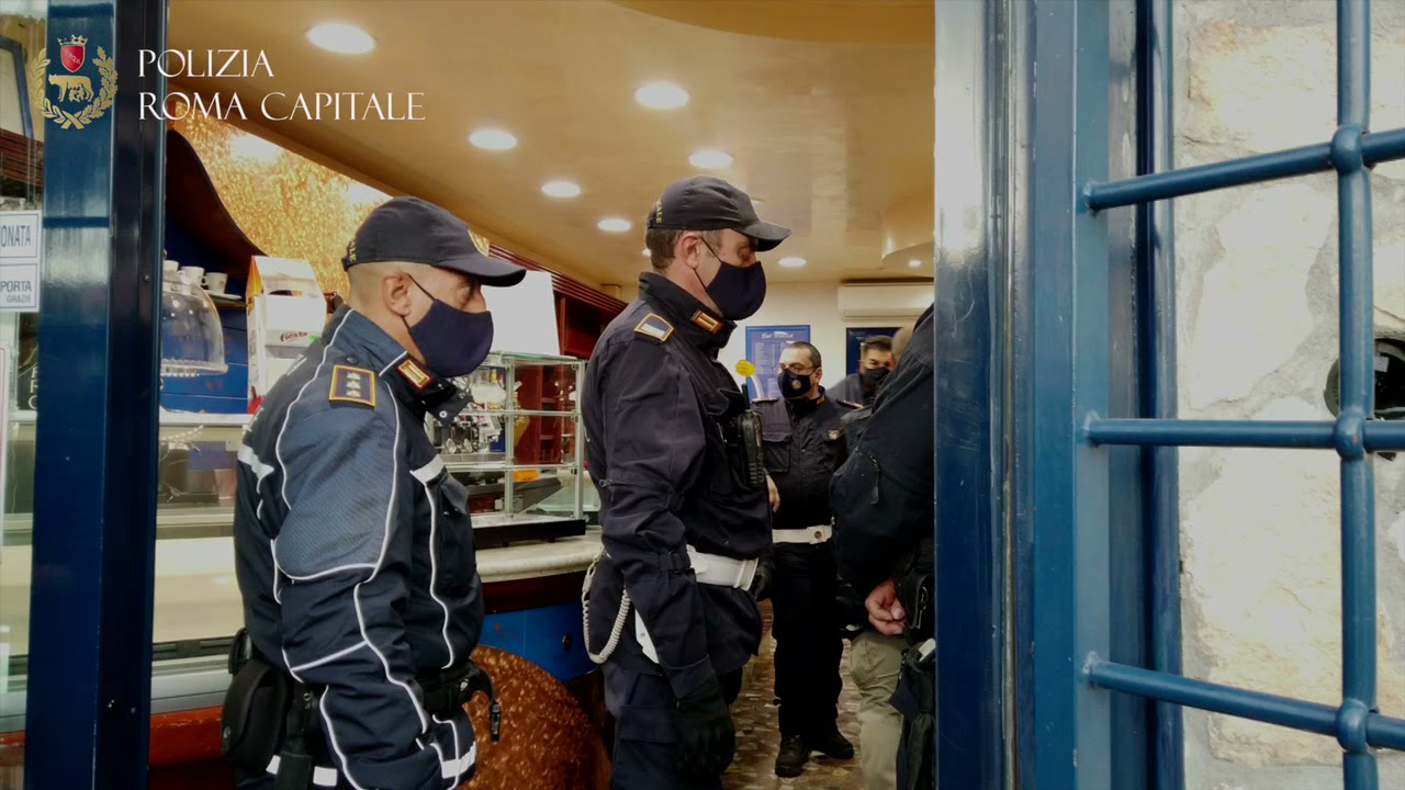 Tor Bella Monaca, blitz della Polizia Locale. Effettuati nuovi sgomberi