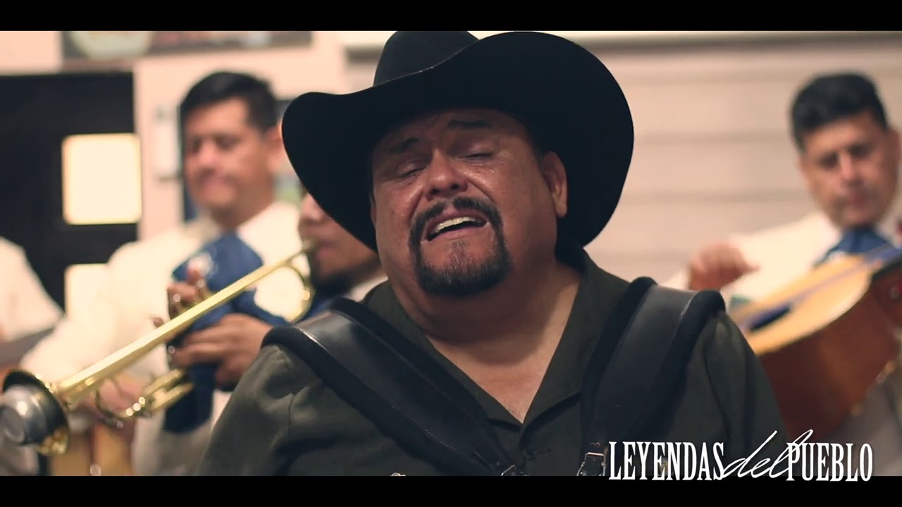ELiseo Robles - Tragos Amargos - Con Mariachi (Video Oficial)