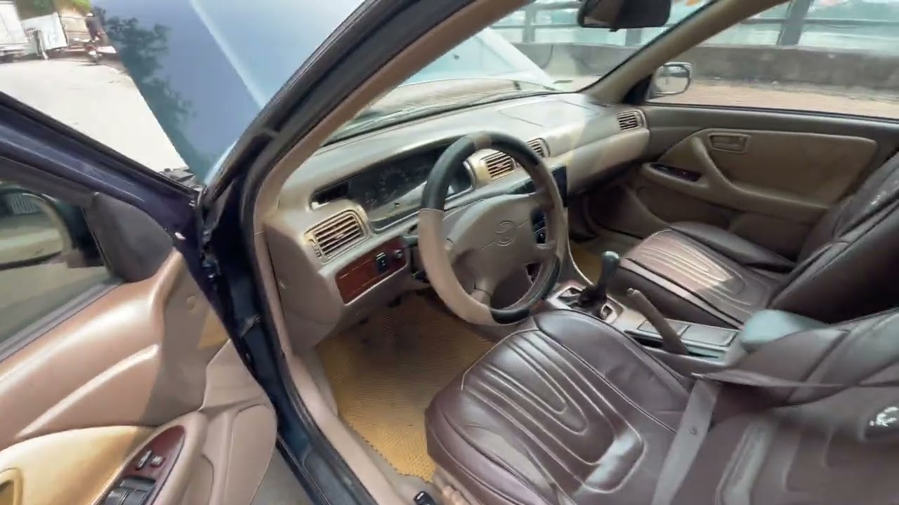 🍊TOYOTA CAMRY 2000 GLi , xe zin a-z , e bảo hành máy 6 tháng và bao đi xa , 