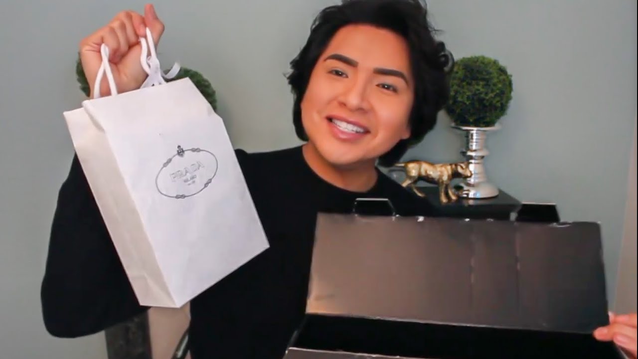 Prada 350ml Water Bottle Unboxing! Ways to Wear