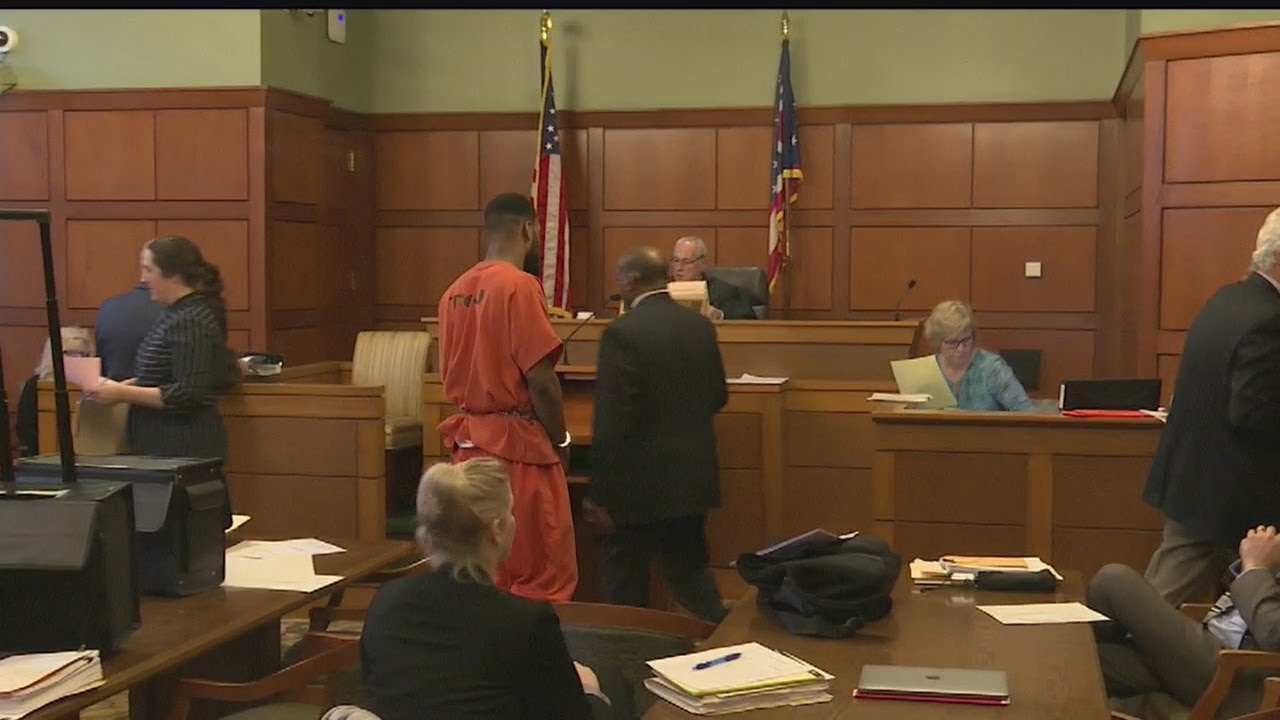 Frequent flasher from Warren sentenced for most recent public indecency charges