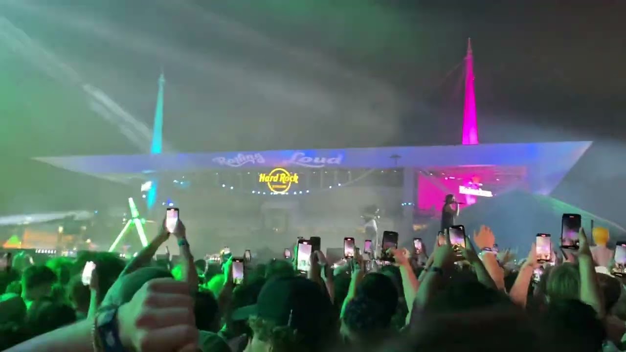 21 Savage & Young Nudy - EA (LIVE) Rolling Loud Miami 2023