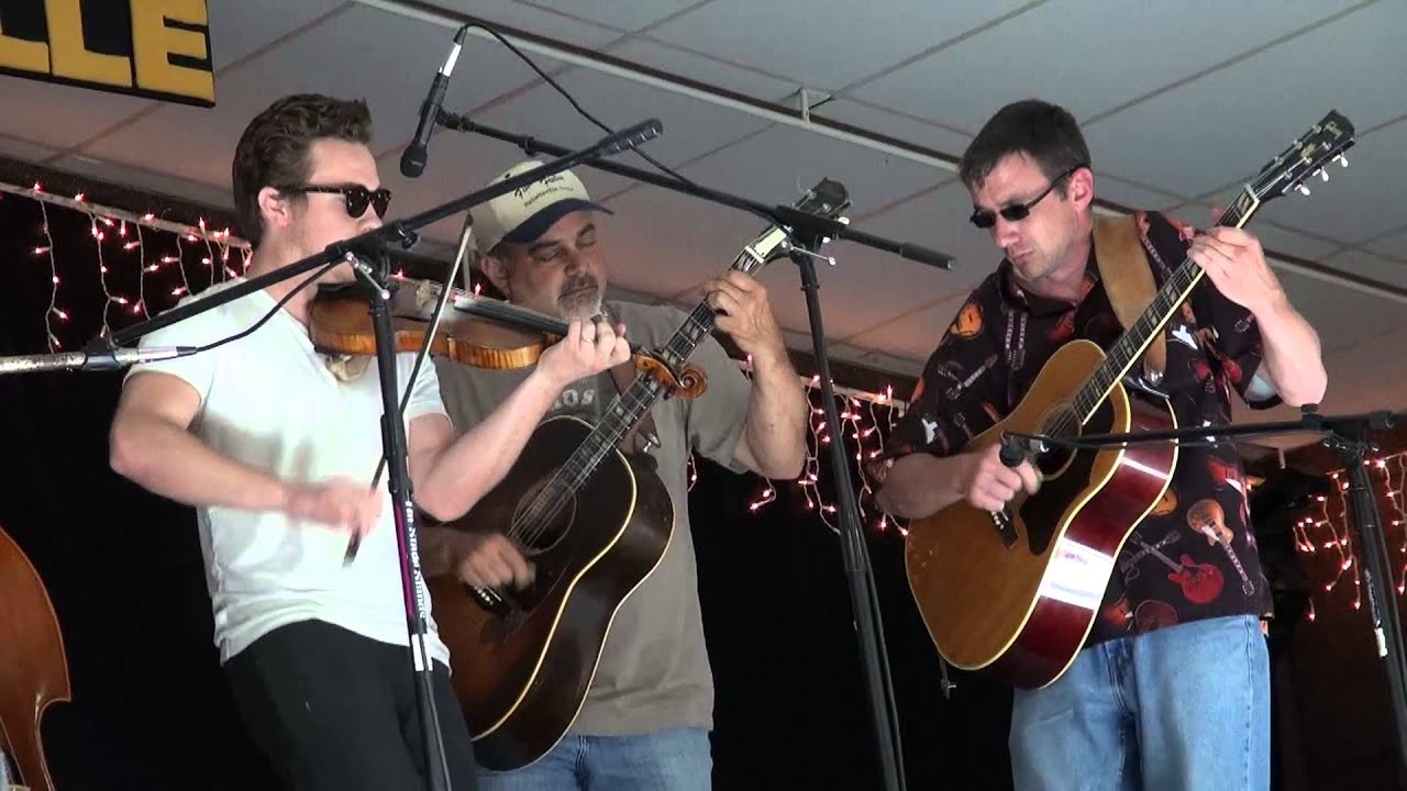 Gone to Texas Round Round Robin - Reel - 2013 Texas State Fiddle Championship - Hallettsville