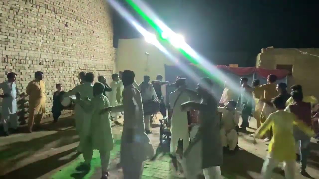 Saraiki jhummar #kotmithan #unfrezzmyaccount #saraiki 