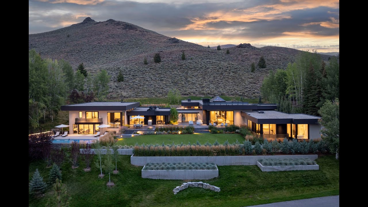 455 Bigwood  Sun Valley, ID