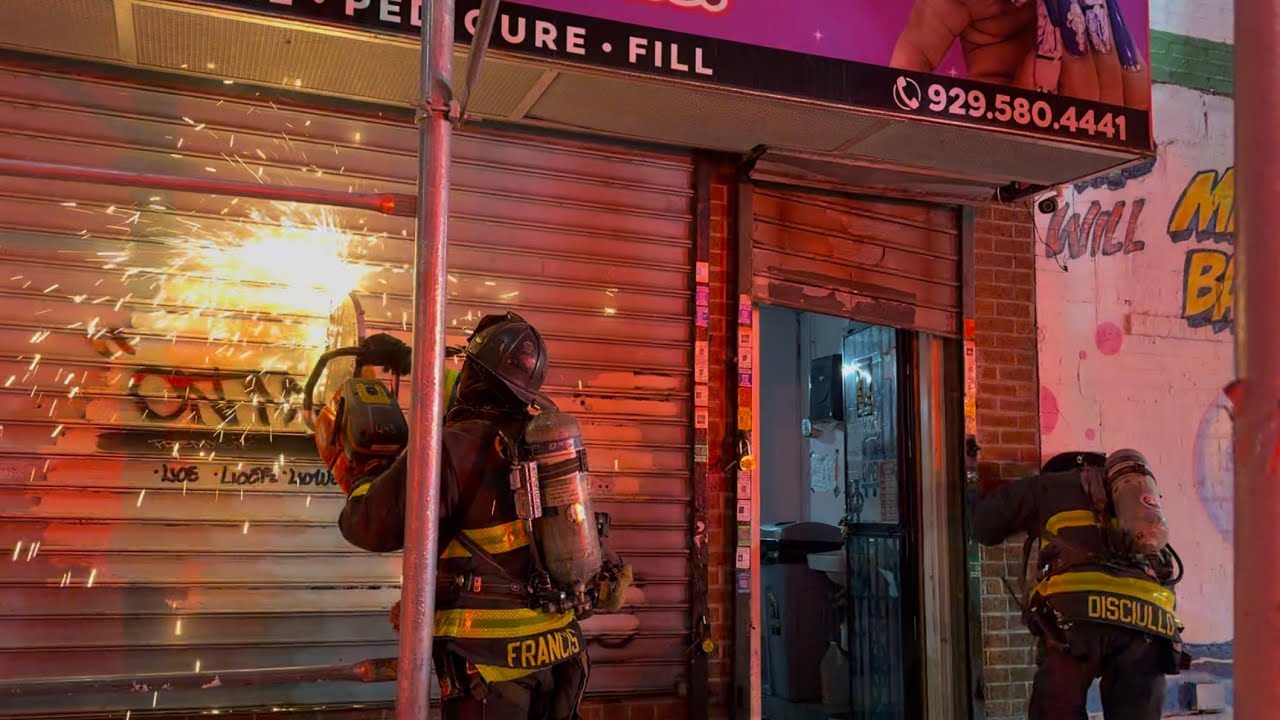 FDNY Manhattan 10-75 Box 1401 Fire Cellar & 1st Floor Multiple Frozen Fire Hydrants  