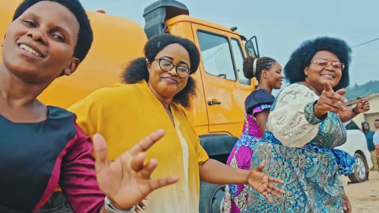 NIWEWABIKOZE BY BAVUGE THEOGENE ft ANGEIique FT BIVAMURUMWUGA na Nyarudindiri 